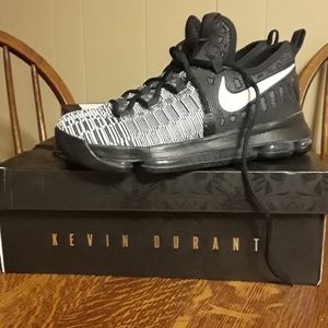Nike zoom KD 9